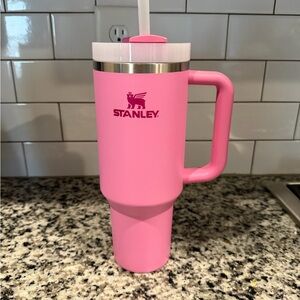 NWT Stanley 40oz Peony